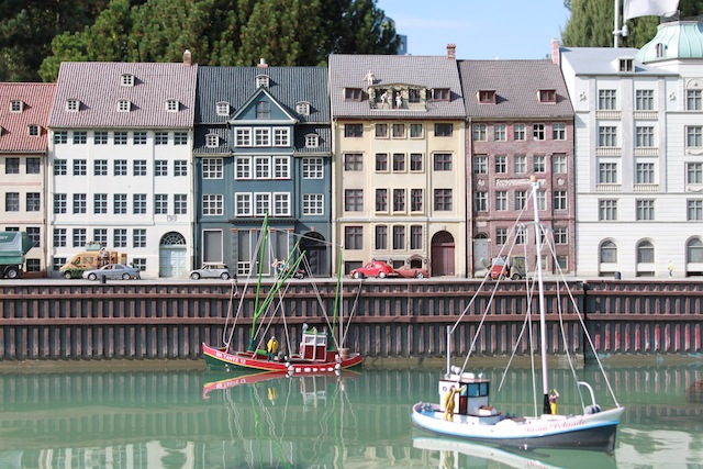 mini-europe replicas