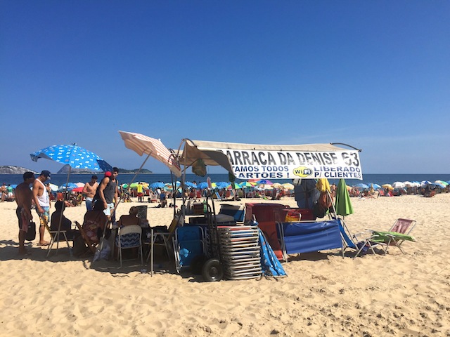 praia no rio de janeiro barraca