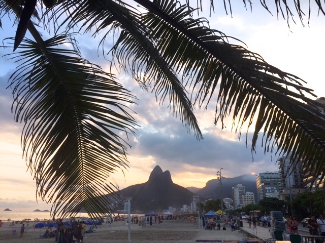 praia no rio de janeiro morro dois irmaos