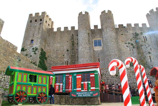 biblioteca do pai natal na obidos vila natal