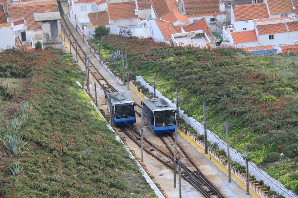 ascensor na nazare carruagens